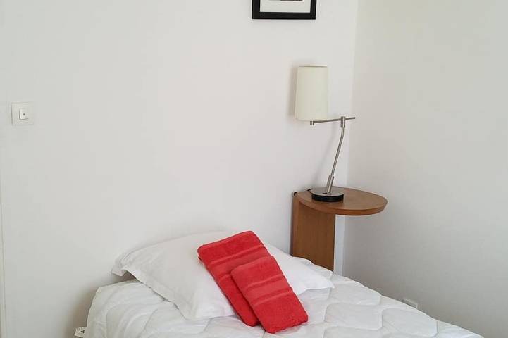 Maison 3 personnes, 2 chambres en centre ville. Tout confort in Oise