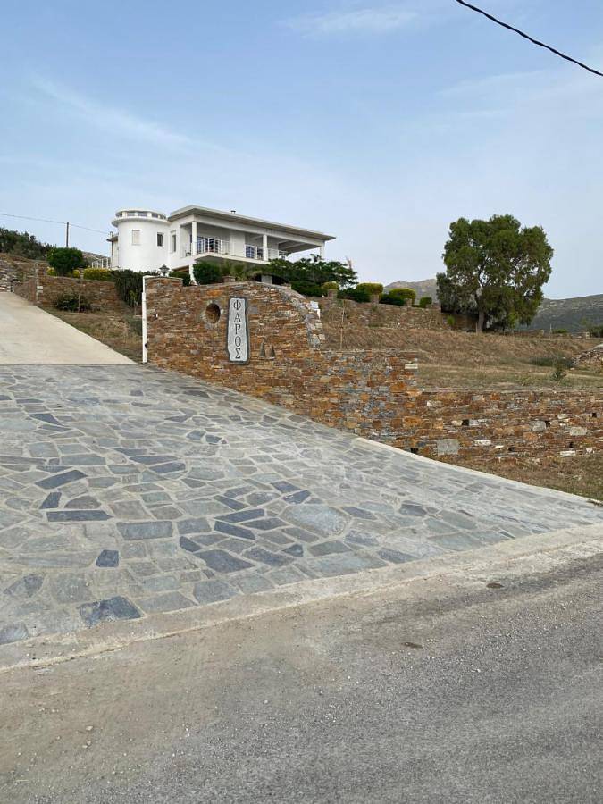 Ferienhaus für 7 Personen, mit Balkon und Terrasse sowie Garten und Ausblick in Karystos