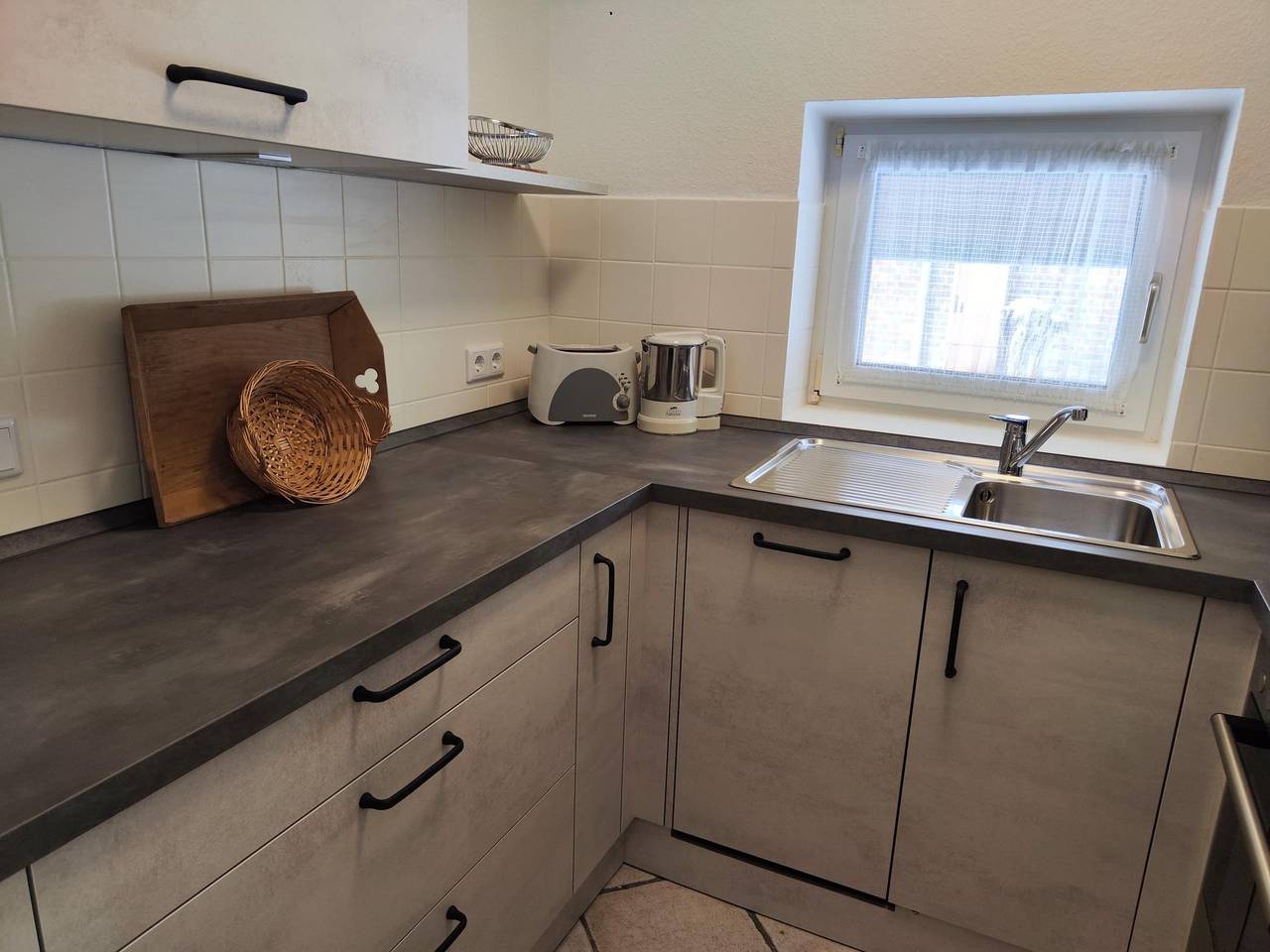 4 Personen Ferienhaus mit zwei Duschen und Toiletten in zweiter Reihe zum Deich in Otterndorf in Otterndorf, Cuxland