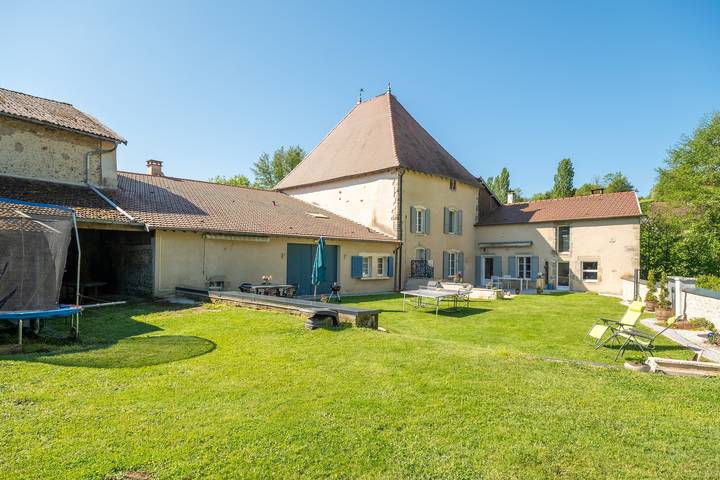 Maison de vacances pour 5 personnes, avec Jardin dans Neufchâteau