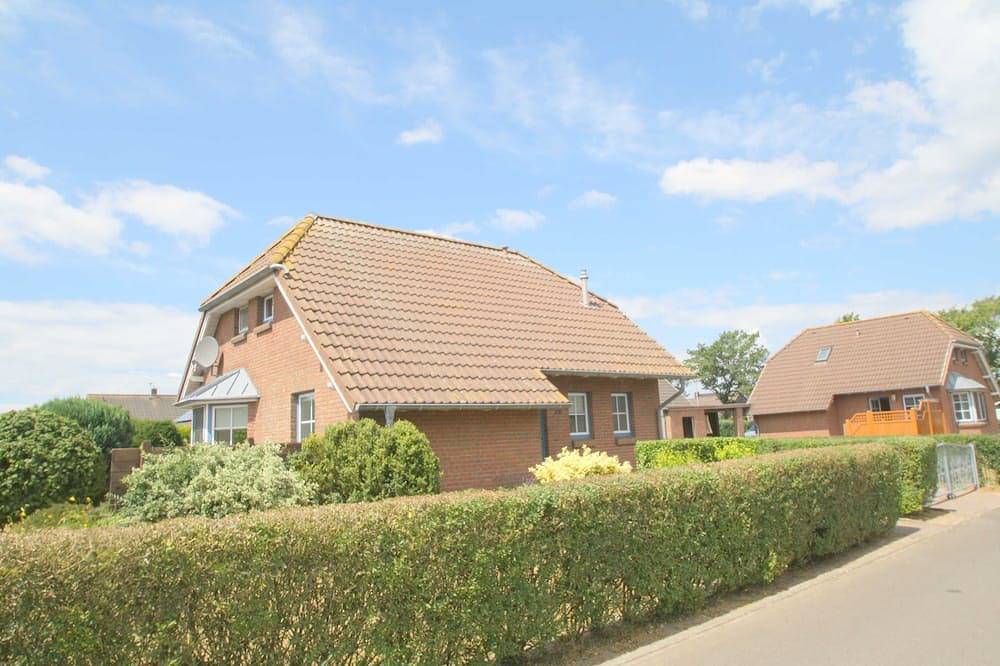 Schönes Ferienhaus  mit Kaminofen + Wlan - Ferienhaus Borucki in Friedrichskoog-Spitze, Friedrichskoog