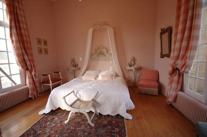 Location de vacances pour 10 personnes, avec Balcon et Jardin à Meaulne - 2