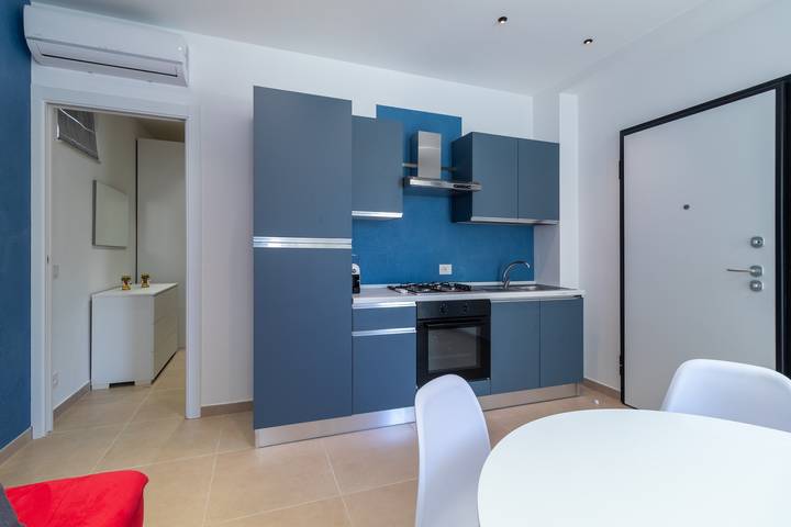 Apartamento entero, Apartamento vacacional "Verdemare" con vistas al mar, balcón y Wi-Fi in Casuzze, Santa Croce Camerina