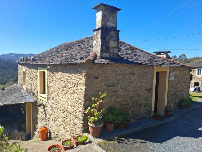 Casa rural para 5 personas, con terraza y vistas en Ortegal - 2
