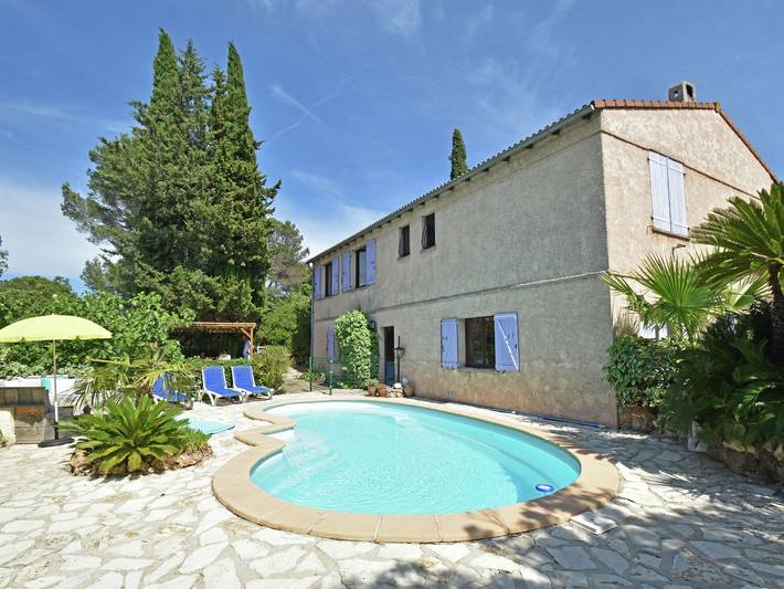 Villa pour 6 personnes, avec Jardin ainsi que Piscine et Vue à Fréjus