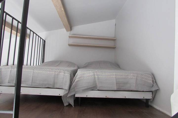 Gîte pour 2 personnes, avec terrasse et jardin à Ansouis - 2