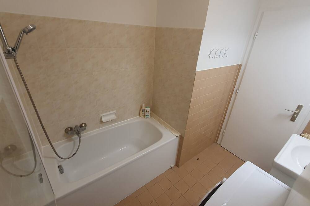 Apartamento entero, Renovated studio with mountain view - Centre Chambéry in Barberaz, Chambéry region