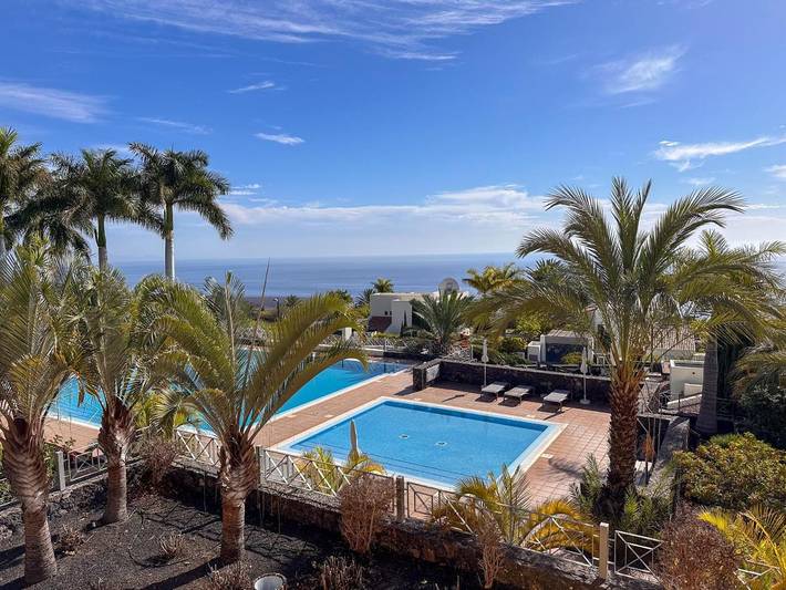 Ferienwohnung für 6 Personen, mit Pool und Ausblick sowie Terrasse - 1