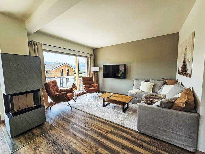 Chalet für 6 Personen, mit Sauna und Seeblick sowie Garten und Balkon am Ossiacher See