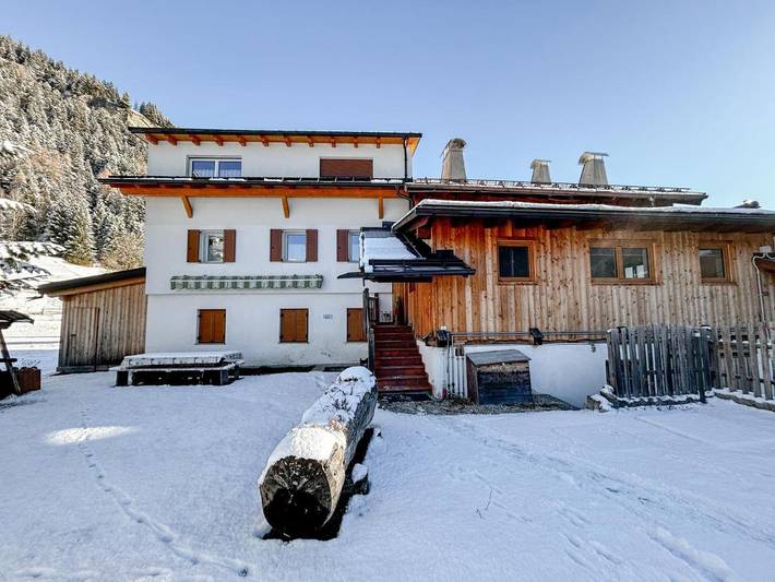 Baita per 4 persone, con panorama a Canazei