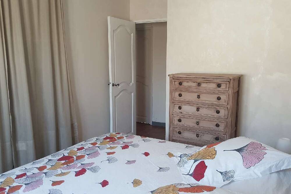 Villa tout confort 8 personnes avec piscine in Velleron, Vaucluse