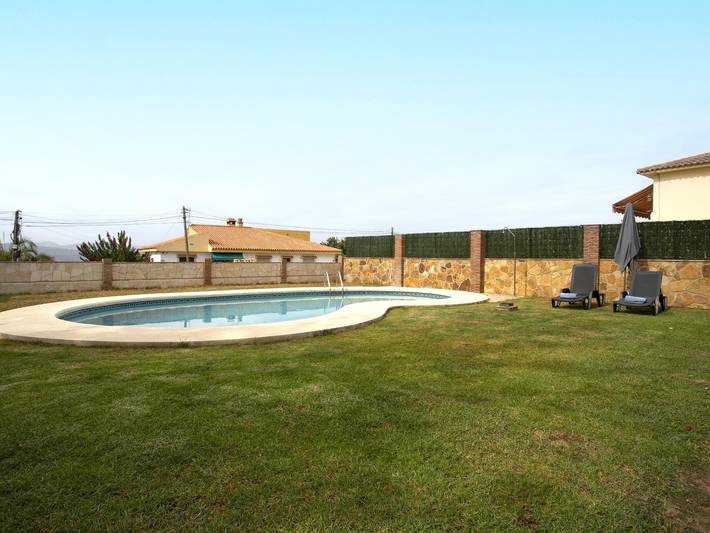 Ganze Ferienwohnung, Ferienwohnung für 3 Personen mit Pool in Alhaurín de la Torre, Cordillera Penibética