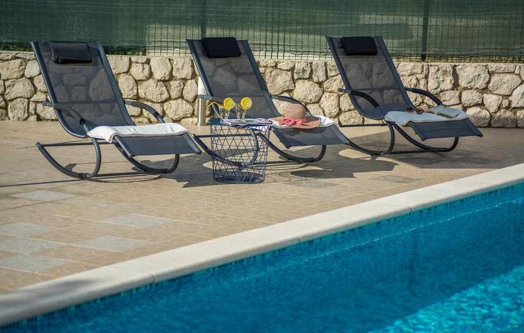 Ferienhaus 'Marilu' mit Balkon, Wlan und Klimaanlage