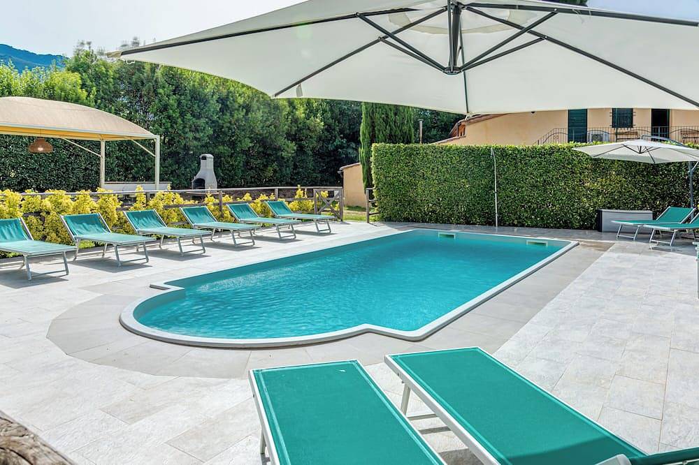 Piscina Privata -Agriturismo Fattoria La Pieve- Villa Frantoio 8 km da Pisa in Calci, Pisa e dintorni