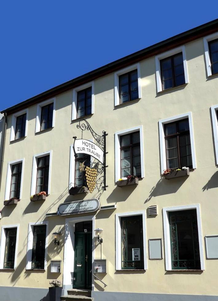 Bnb für 2 Personen, mit Terrasse und Garten in Schwerin