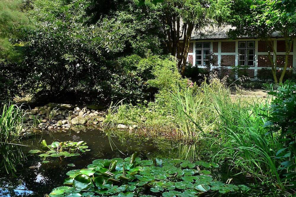 Eine umgebaute Obstscheune, mit Reet bedeckt, auf 2 Etagen mit 2 Schlafzimmer in Jork, Altes Land Stade