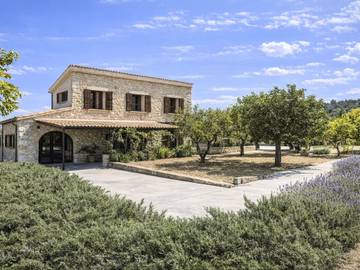 Villa in Selva, Mallorca Inselmitte für 8 
