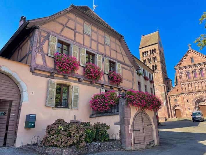 Gîte pour 6 personnes, avec vue et sauna ainsi que jardin et piscine à Gueberschwihr - 2