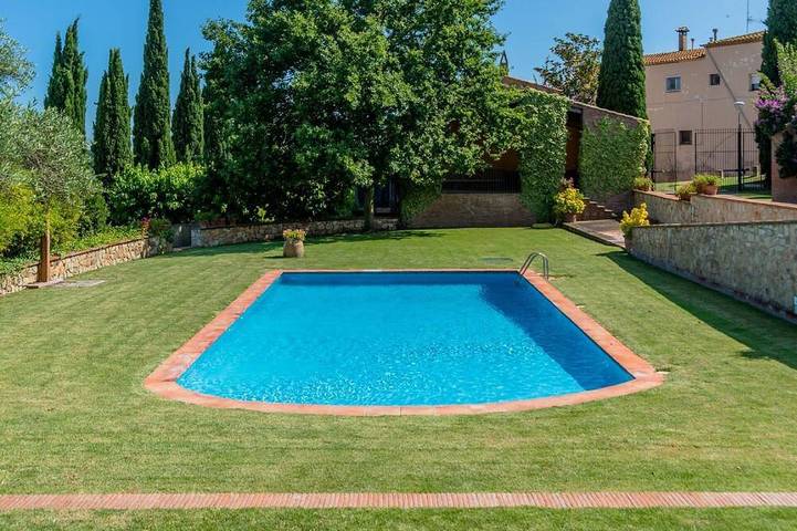 Appartement de vacances pour 4 personnes, avec piscine et jardin - 1