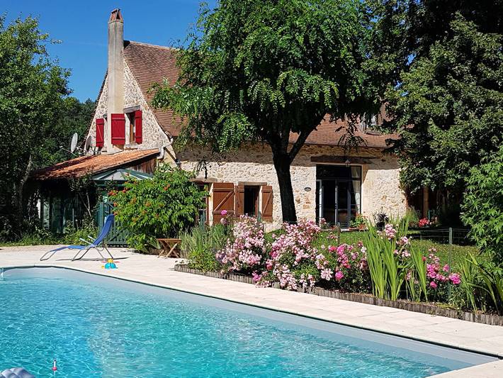 Gîte pour 9 personnes, avec jardin ainsi que piscine et terrasse, animaux acceptés - 1