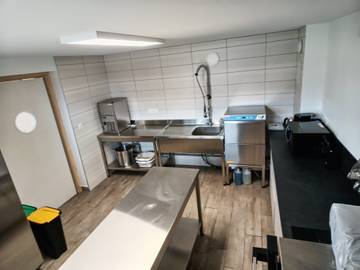 Maison De Vacances pour 14 Personnes dans Veauchette, Montbrison, Photo 3