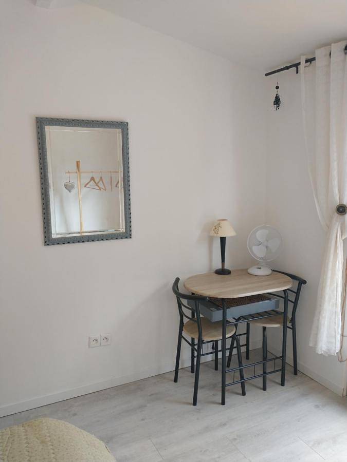 Location de vacances pour 2 personnes, avec vue, animaux acceptés à Nanteuil-Auriac-de-Bourzac - 3