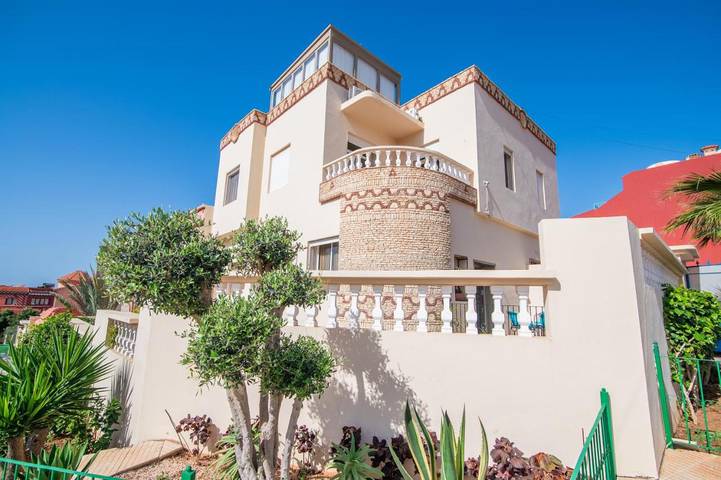 Villa pour 8 personnes, avec jardin et vue