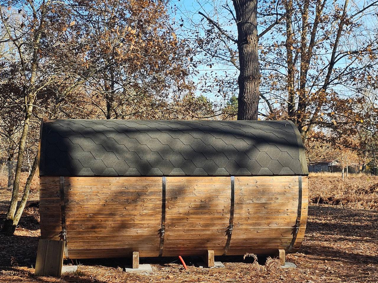 Casa de huéspedes «La Roulotte des Chouchous» con aire acondicionado in Hourtin, Lesparre-Médoc region