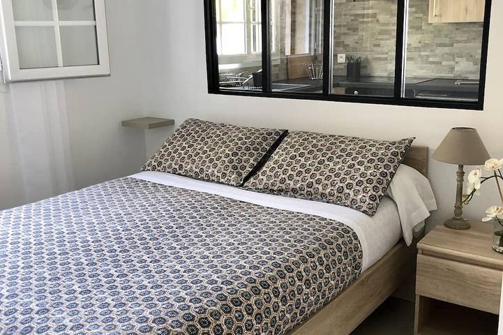 Gîte pour 2 personnes, avec terrasse à San-Martino-di-Lota - 2