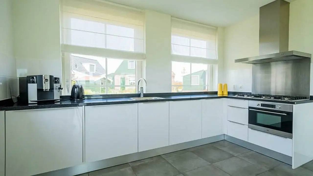 Ferienhaus für 8 Personen mit Garten in Markermeer