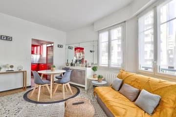 Gîte pour 2 personnes, avec vue et balcon dans Plage Fabron Bambou Nice