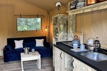 Glamping for 4 People in Elmbridge (Worcestershire), Worcestershire, Photo 3