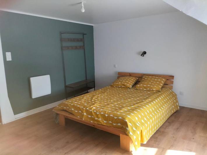 Gîte pour 2 personnes, avec terrasse à Landéhen