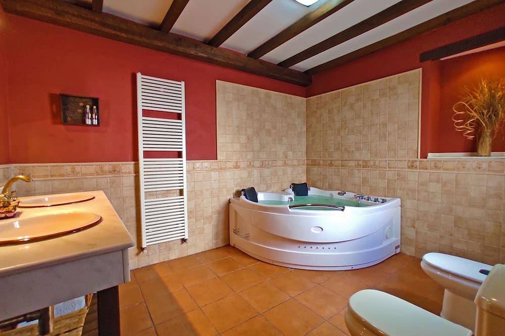 Ländliches Haus mit Jacuzzi in Válor, Provincia de Granada