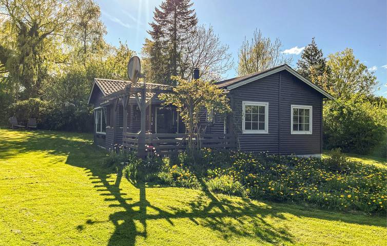 Ferienhaus für 4 Personen, mit Terrasse und Garten in Nørre Kettingskov