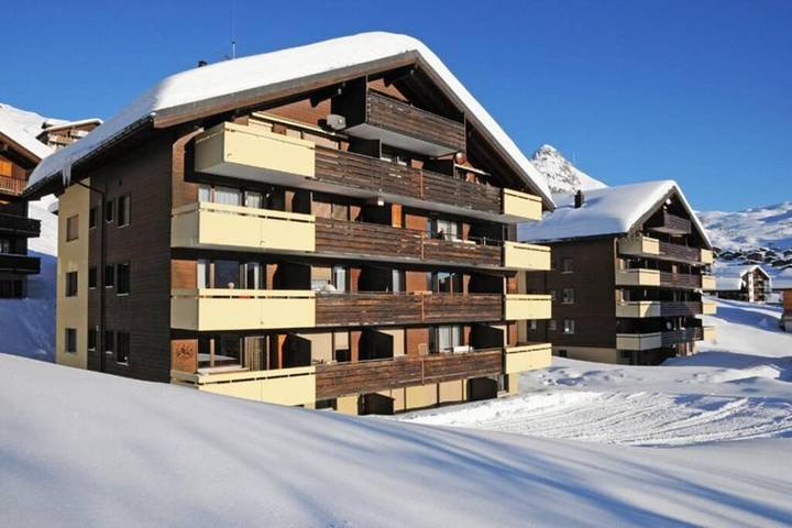 Ferienwohnung für 2 Personen, mit Ausblick und Balkon in Bettmeralp