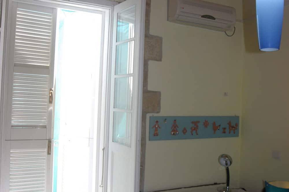 Parallela Lungomare - Casa Margherita - three-room apartment with terrace on three levels in Carloforte, Carbonia-Iglesias Province