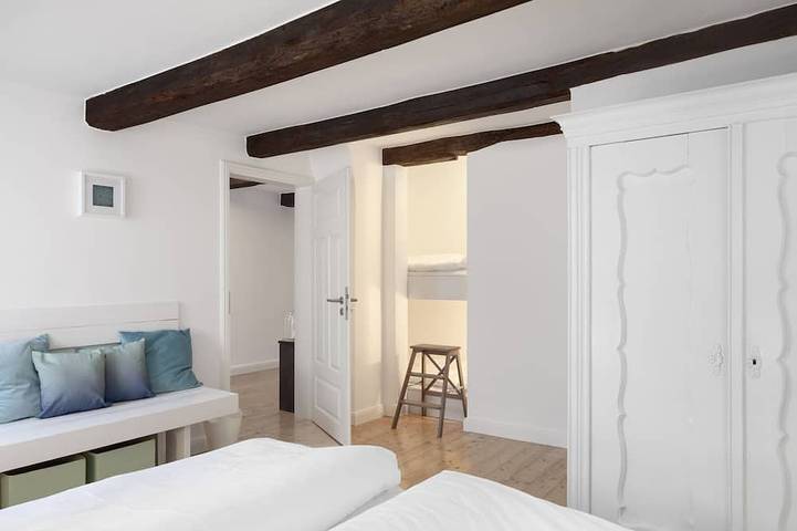 Ferienhaus für 26 Personen, mit Sauna und Garten in Bödefeld - 2