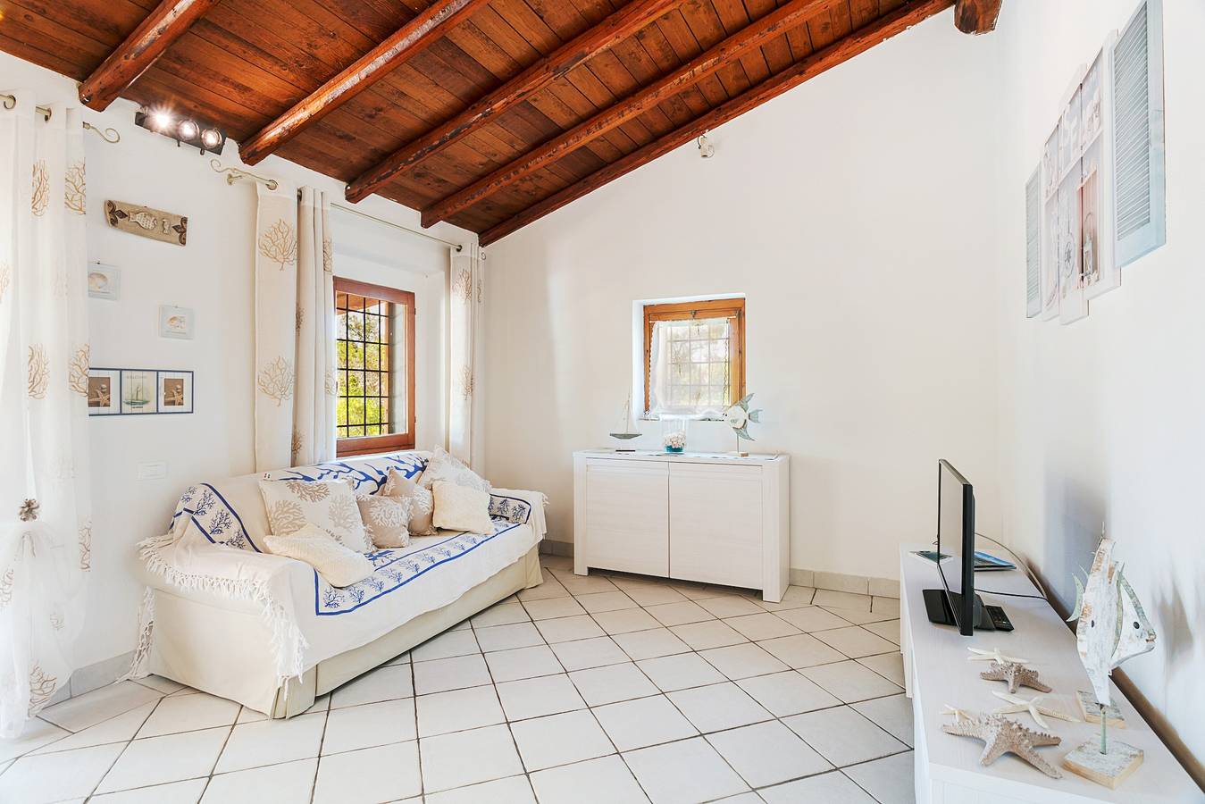 Cabaña cerca de la playa con jardín y terraza in Baja Sardinia, Arzachena