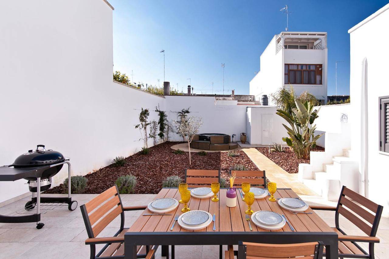 Doberdò Exclusive House & Spa Bath - Sit Apartment in Carmiano, Provincia di Lecce