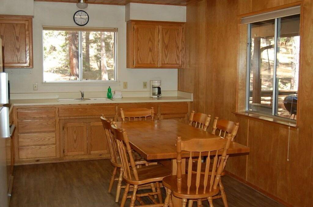 (47R) Höheneinstellung in Wawona, Mariposa County