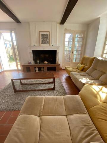 Location de vacances pour 8 personnes, avec jardin et piscine, animaux acceptés à Saint-Germain-du-Seudre