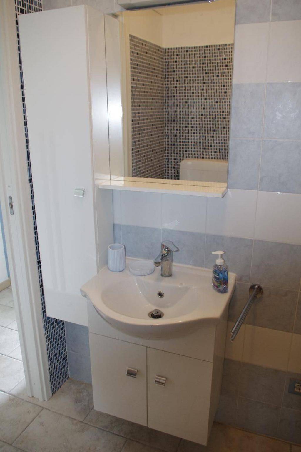 Ganze Wohnung, Wohnung in Euroville mit gemeinschaftlichem Pool in Germignaga, Lago Maggiore (Lombardei)