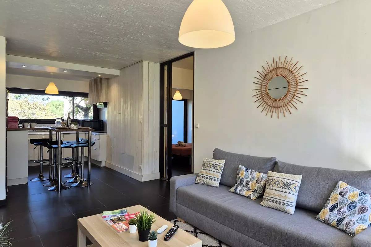 Apartamento entero, Apartamentos para 6 personas in Pessac, Región de Burdeos