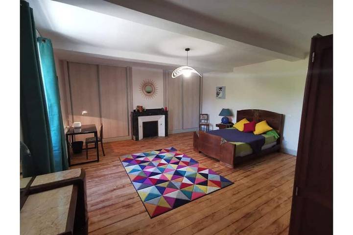 Location de vacances pour 6 personnes, avec Terrasse à Saint-Jean-le-Comtal