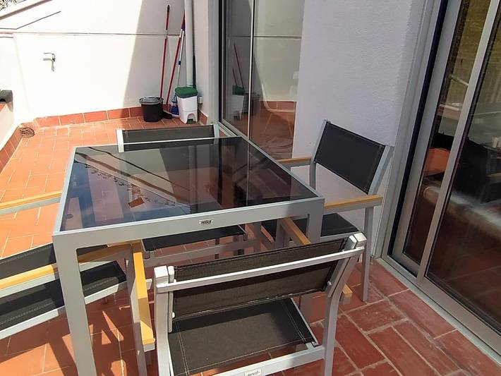 Appartement de vacances entier, Appartement lumineux et récemment rénové, avec deux terrasses pour 4 in Sarrià-Sant Gervasi, Barcelone