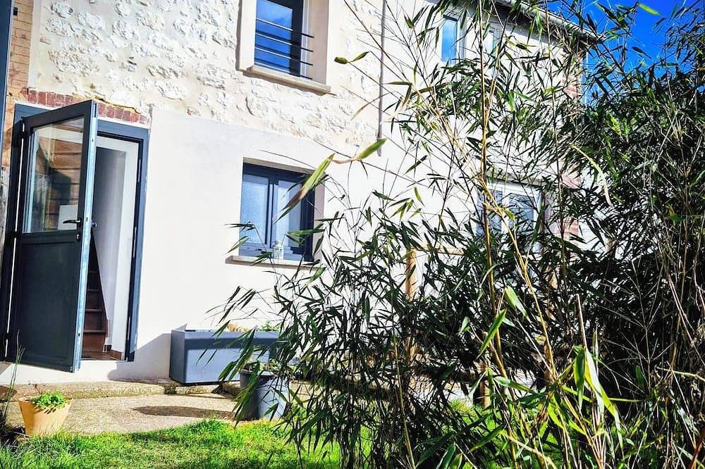 Gîte: La Petite Maison de Vernon-Giverny. Wifi, Garden, Free Parking, Giverny in Vernon (Normandy), Évreux region