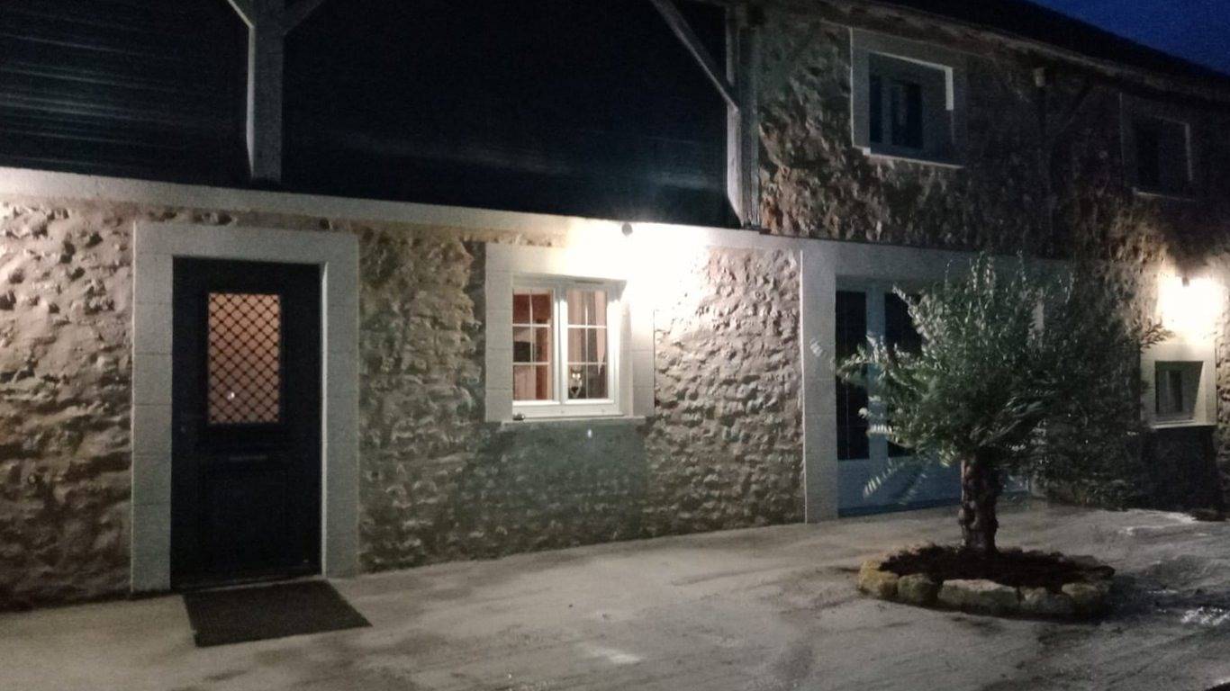 Chambre d’hôte pour 2 personnes avec piscine in Montipouret, Région de La Châtre