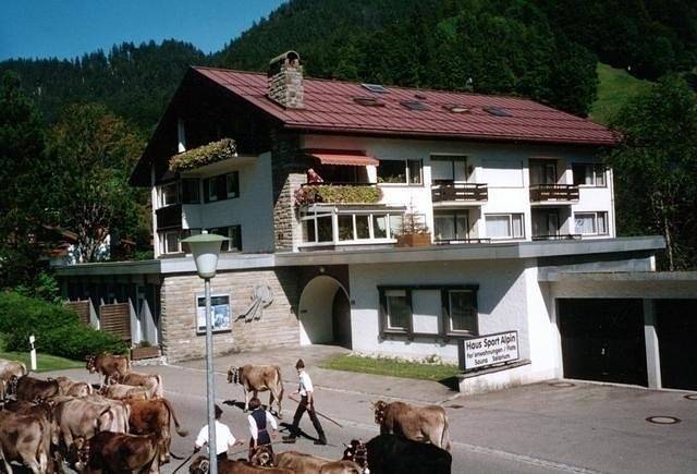 Hütte für 4 Personen, mit Balkon