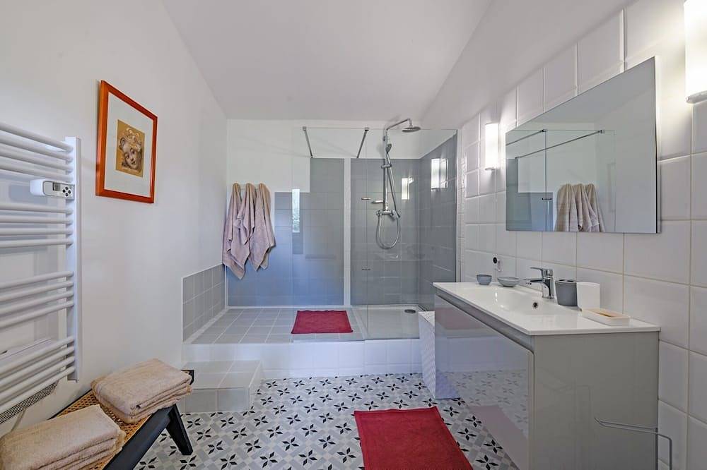Casa-Mas de l'aube-Baño en la habitacion-Vista al campo in Mouriès, Region de Arles